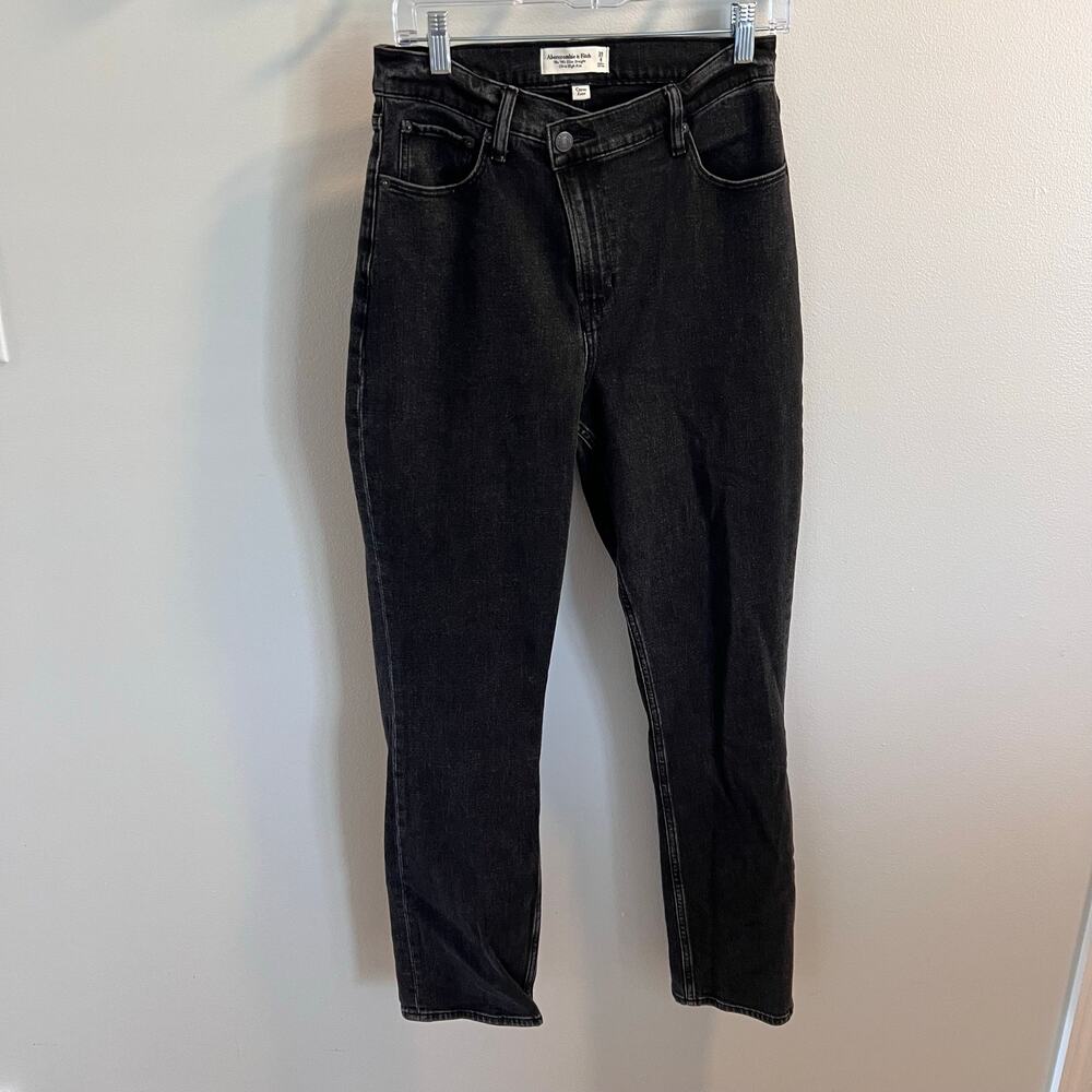 Abercrombie & Fitch Criss Cross The 90s Slim Straight High Rise Jeans Size 29 /8